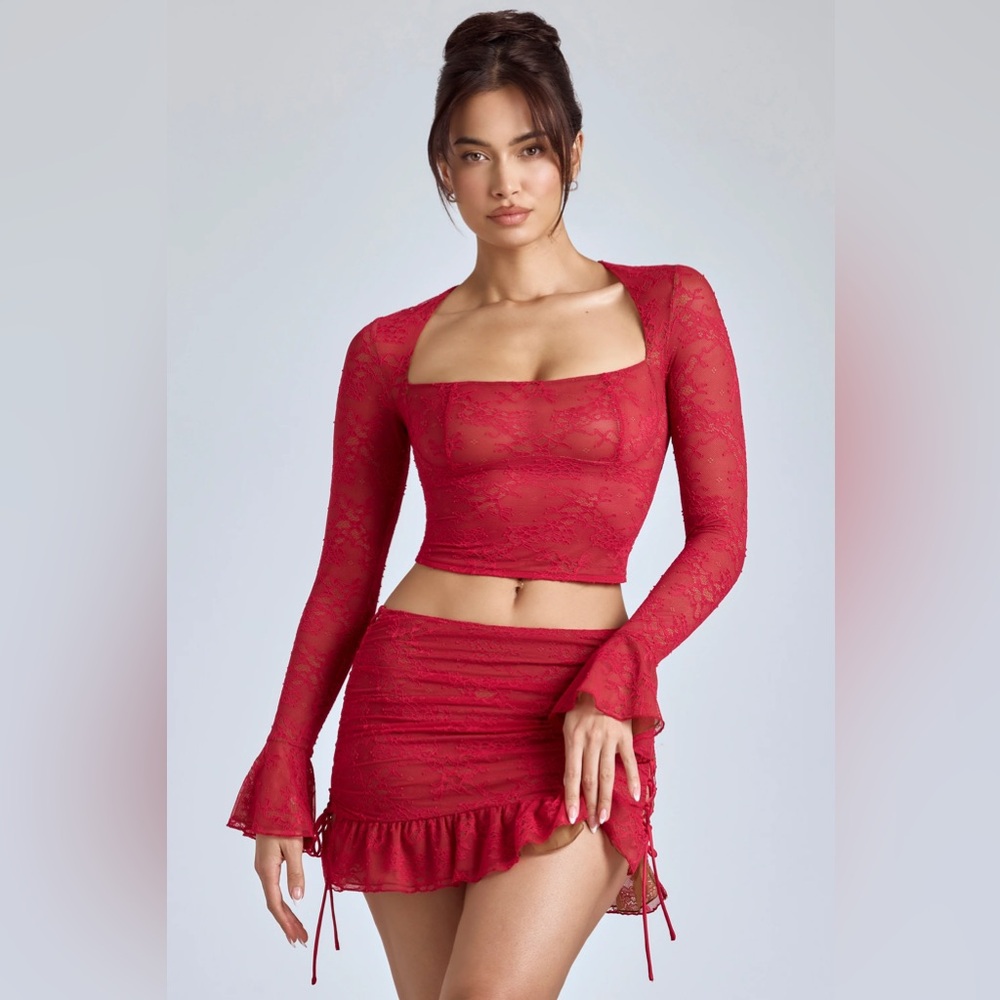 Oh Polly - LOVA Lace Long Sleeve Top in Cherry Red - US SIZE 4- BRAND NEW
